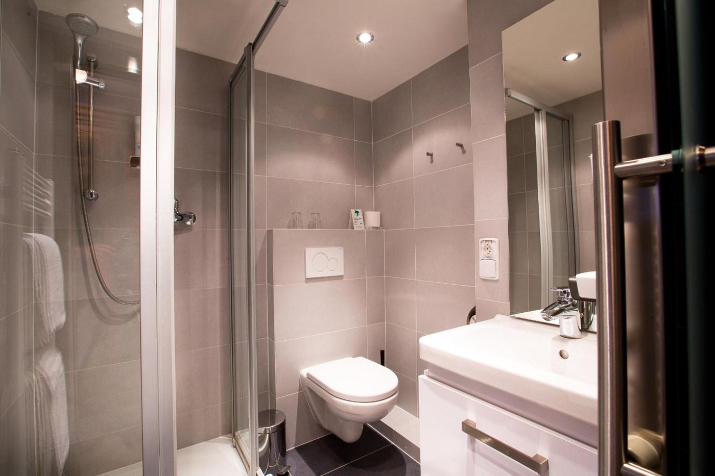 Burghotel-Germany-NUREMBURG -General view-10