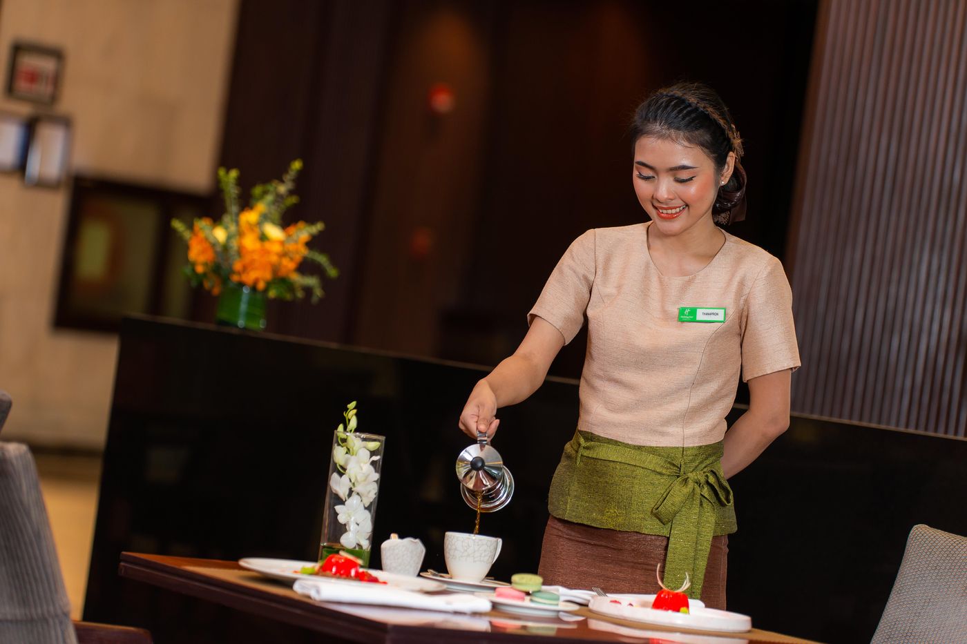 Holiday-Inn-Bangkok-Silom-Restaurant-23
