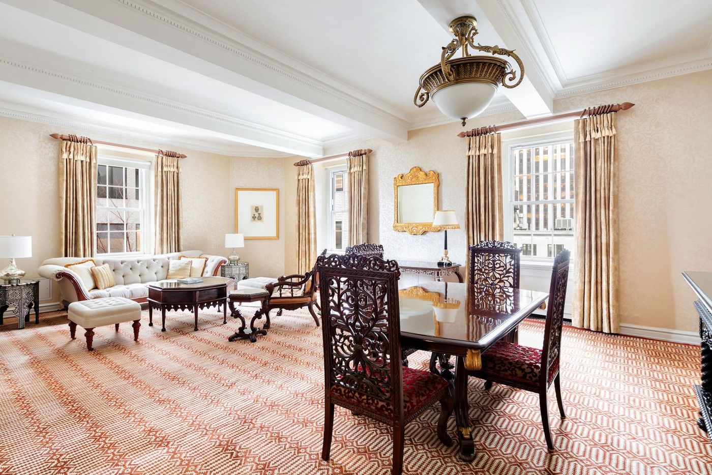 The-Pierre--A-Taj-Hotel-Room-36