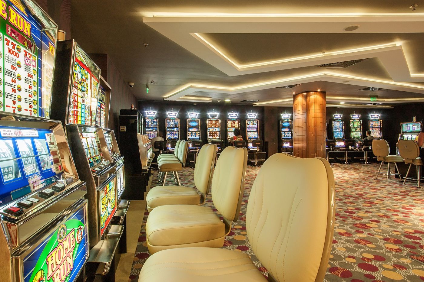 International-Hotel-Casino---Tower-Suites-Sports-and-Entertainment-53