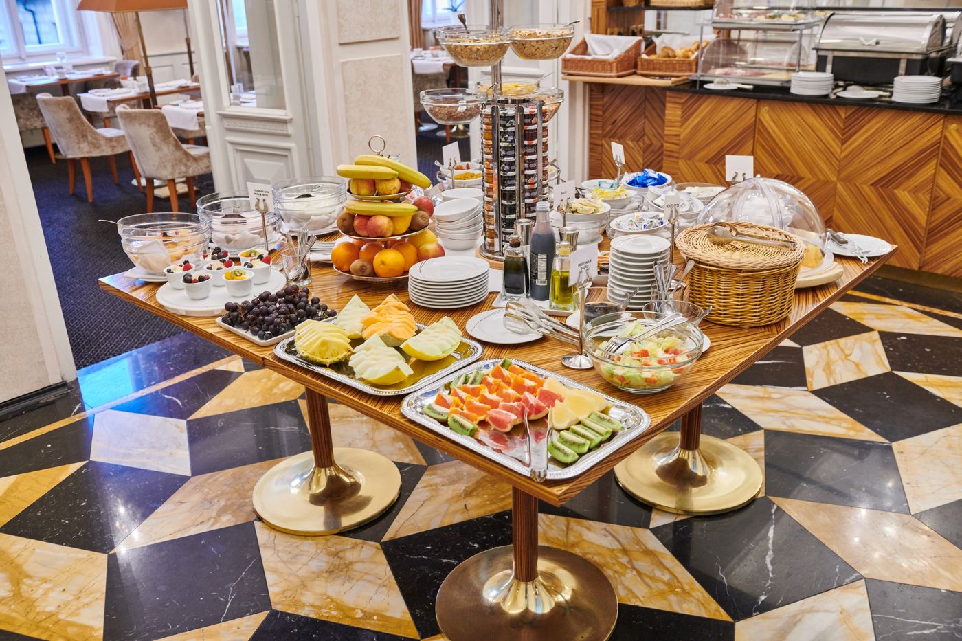 Ventana-Hotel-Prague-General-view-30