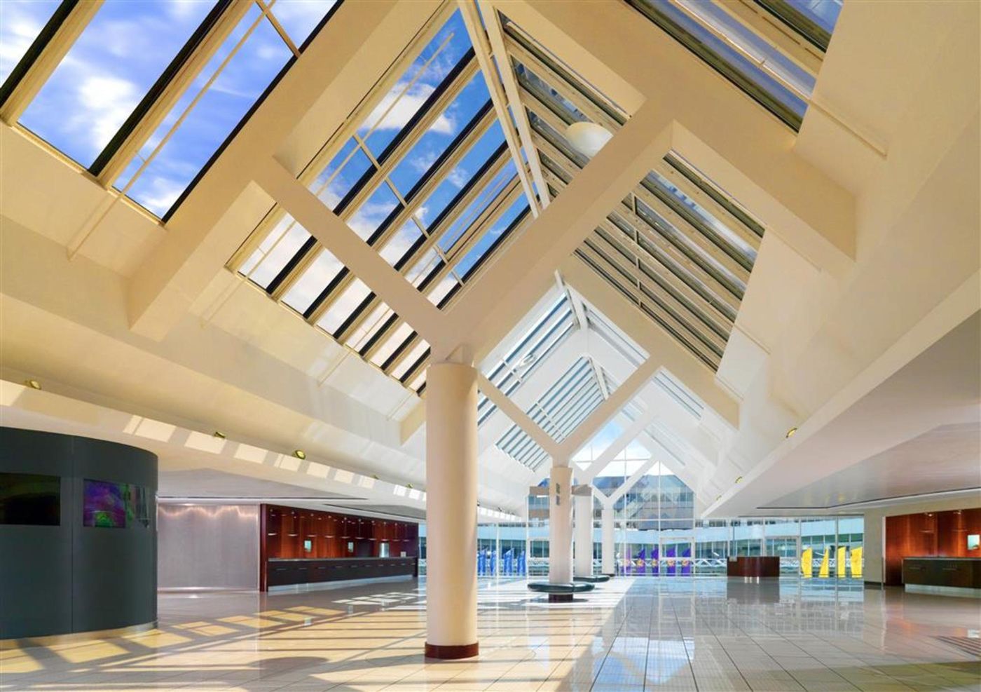 Sheraton Frankfurt Airport Hotel & Conference Cent - Germany - FRANKFURT - General view - 3