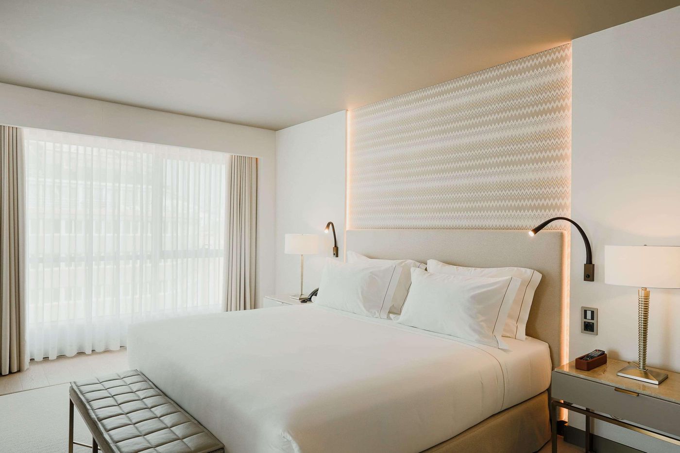 Epic-SANA-Marques-Room-39