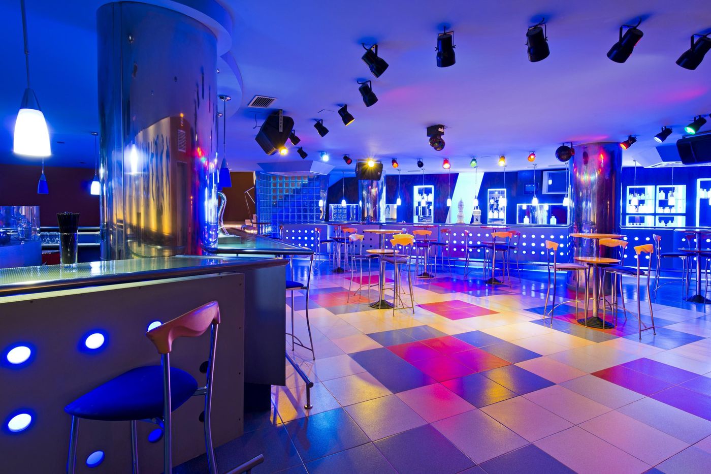 Elba-Lucia-Sport---Suite-Hotel-Bar-45