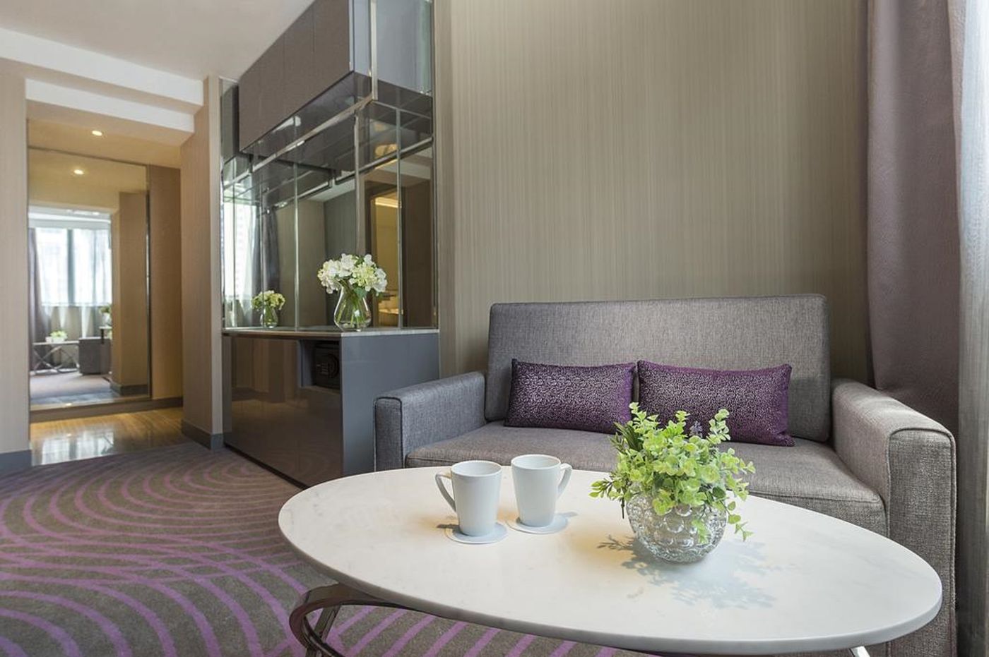 Silka-Tsuen-Wan-Hotel-Room-1