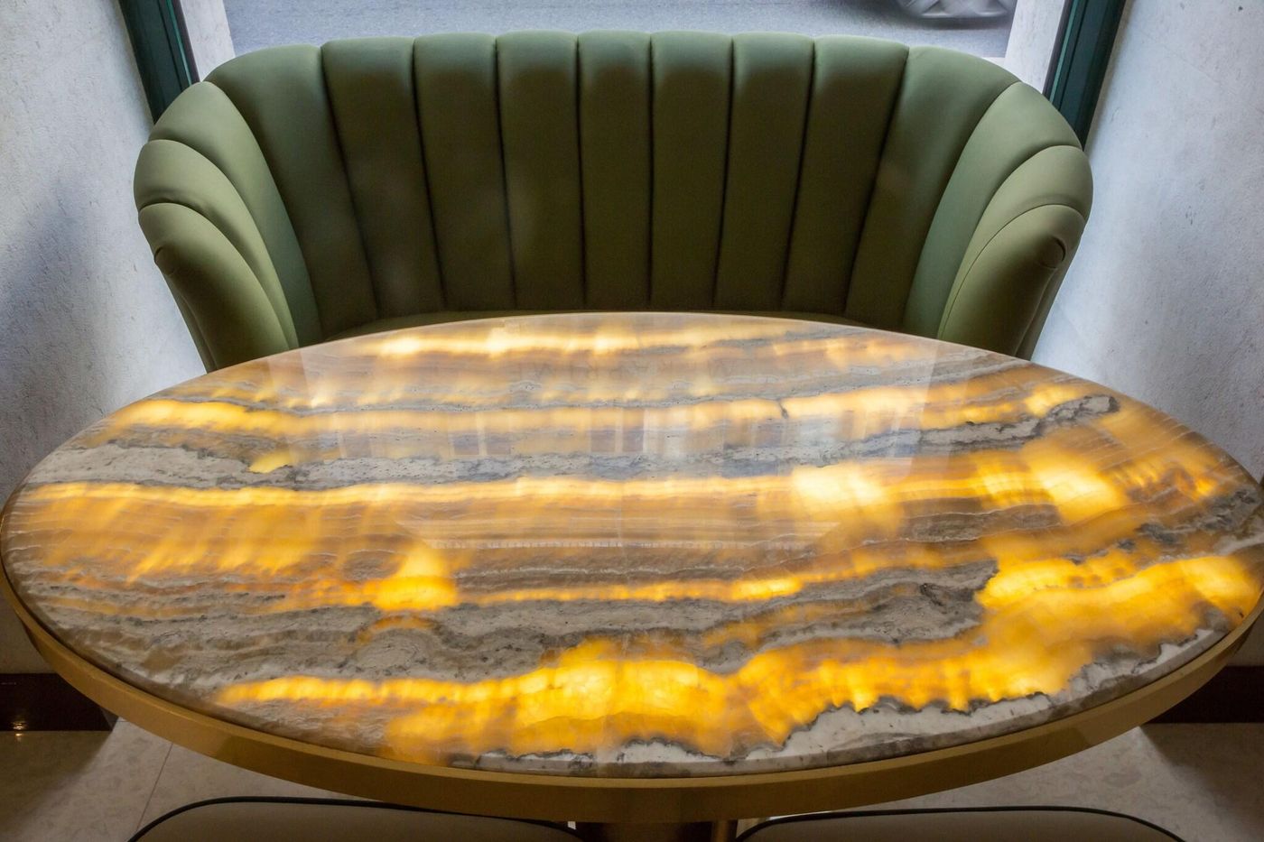 Meraprime-Gold-Design-Hotel-Lobby-17