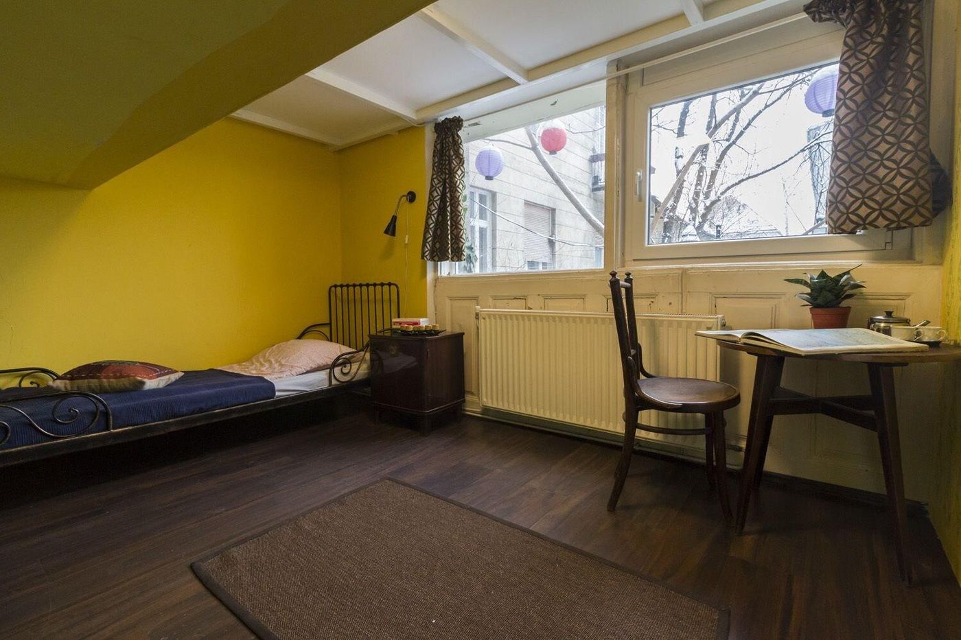 Baroque-Hostel-Budapest-Room-19
