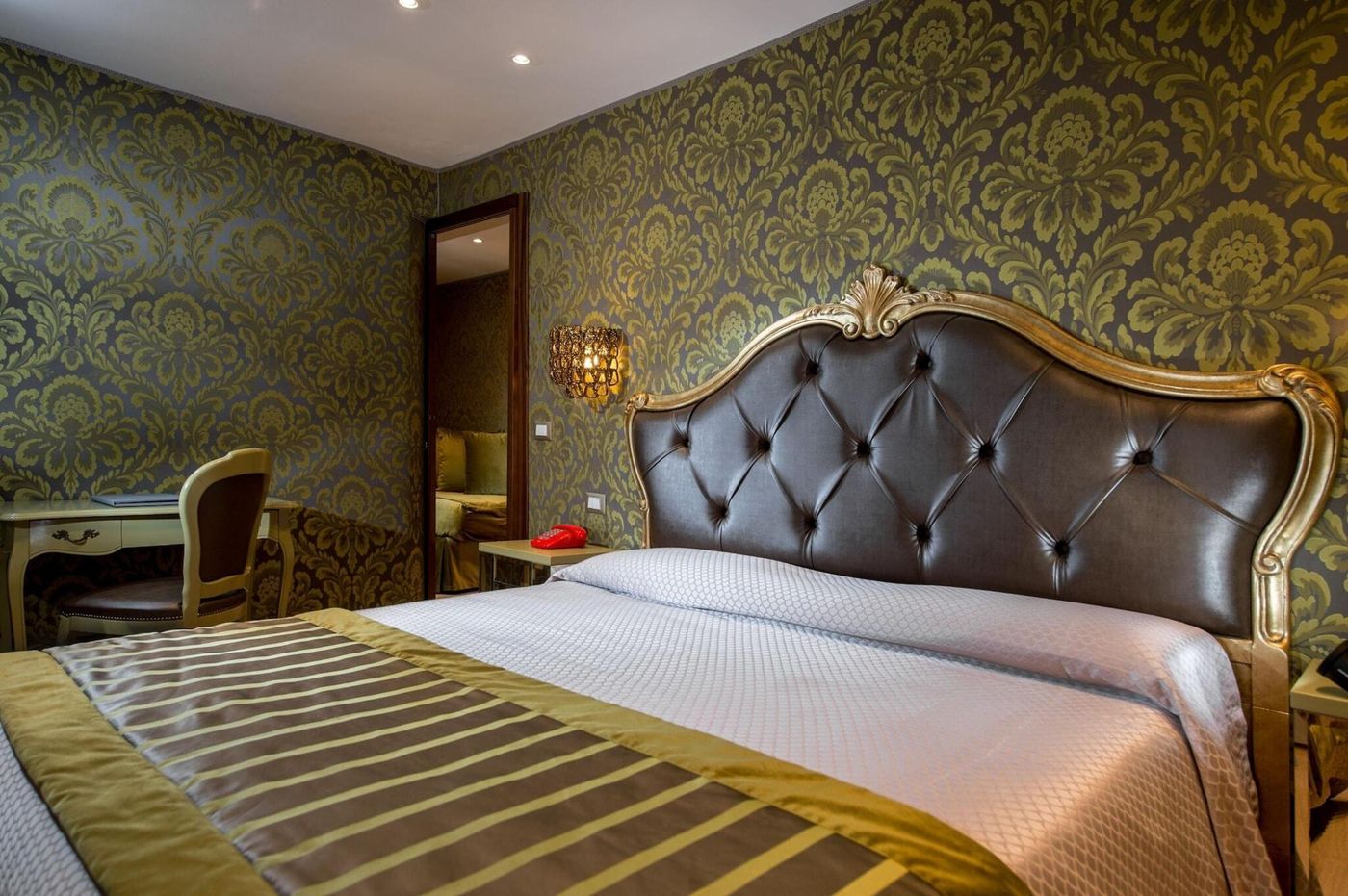 Ca--Marinella-Room-3