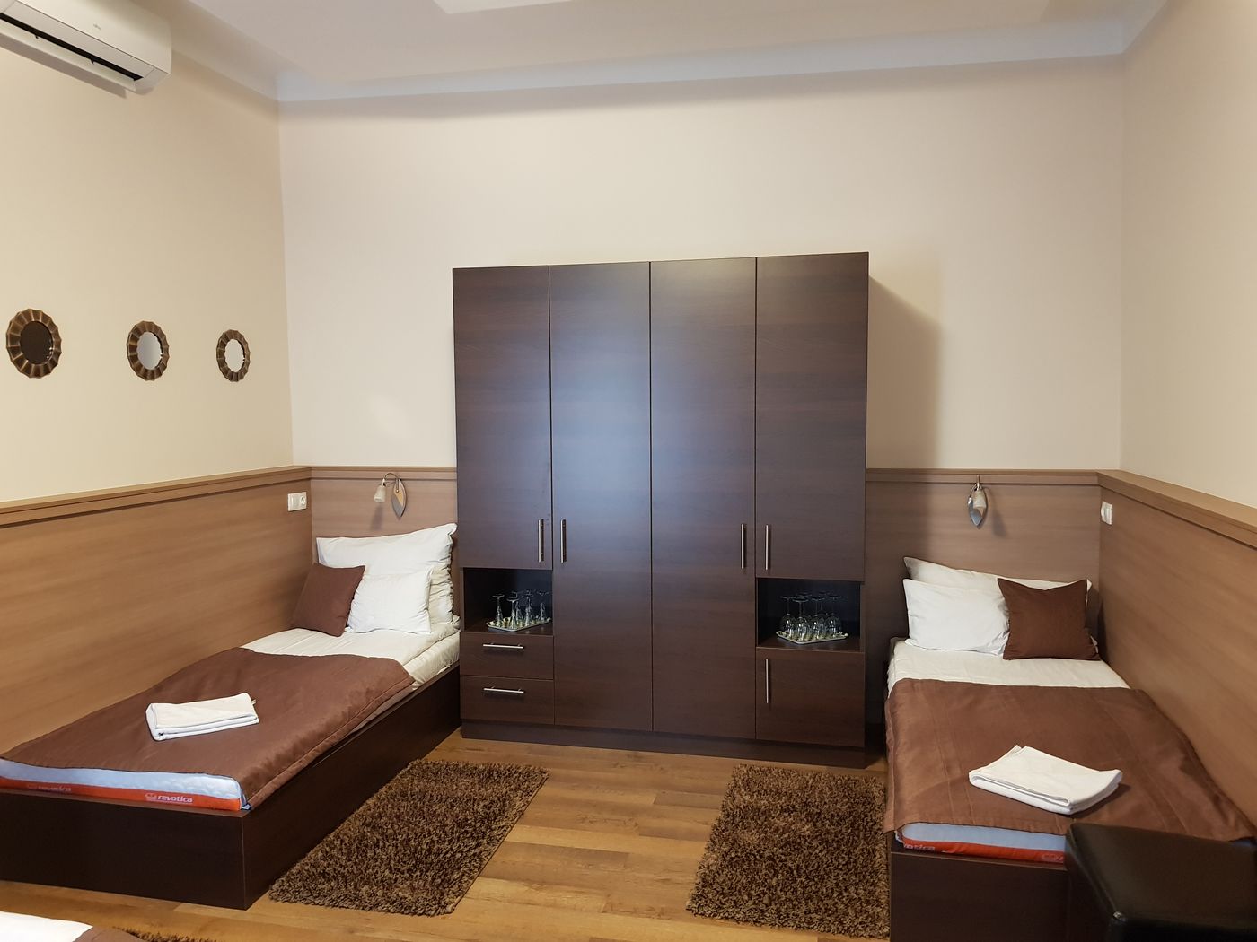 Central-Hotel-21-Room-13