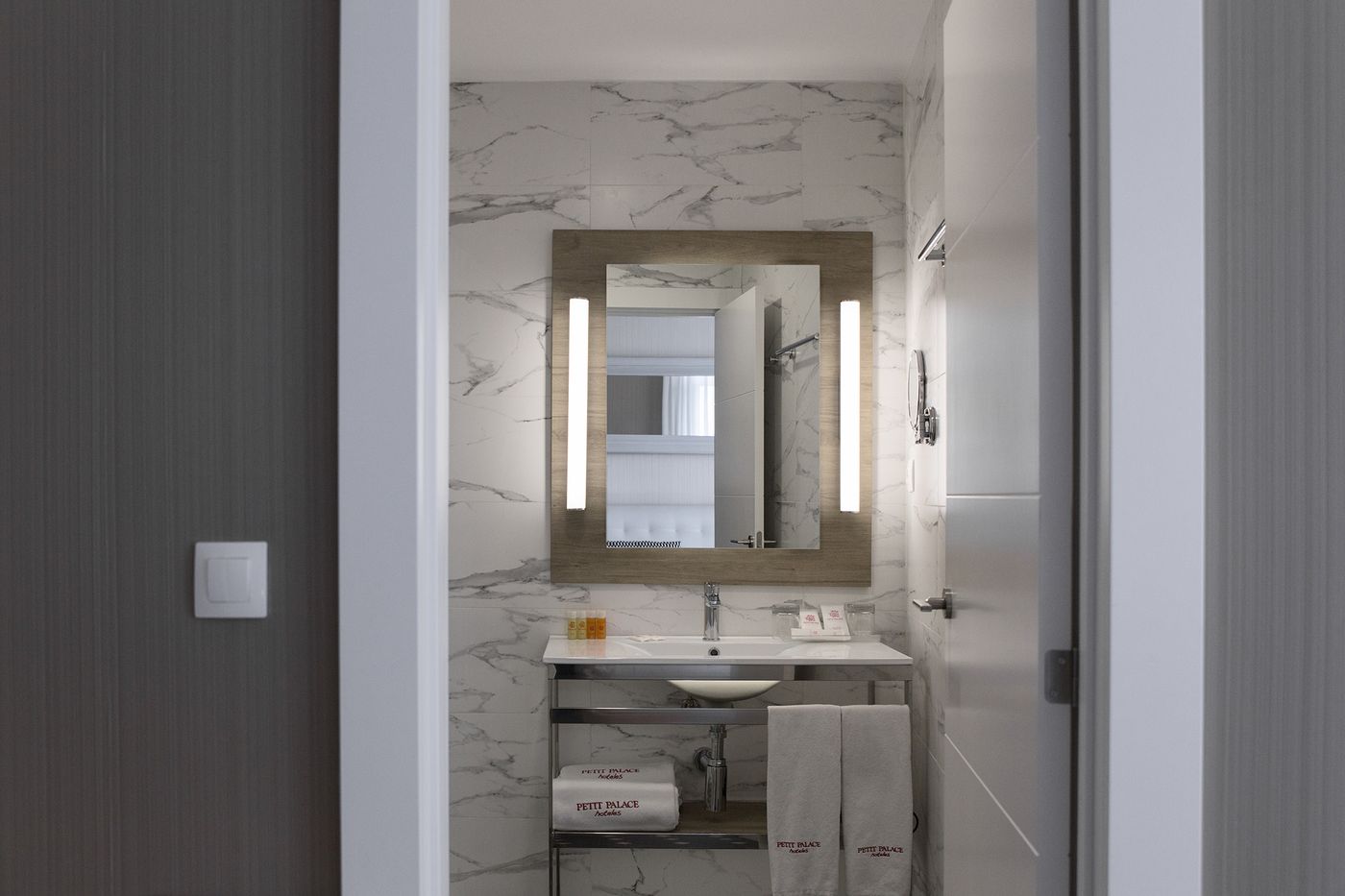 Petit-Palace-Arenal-Room-23