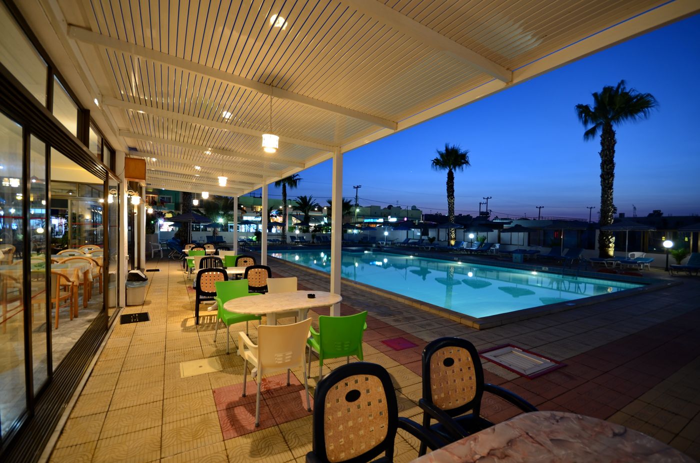 Tropical-Sol-Pool-16