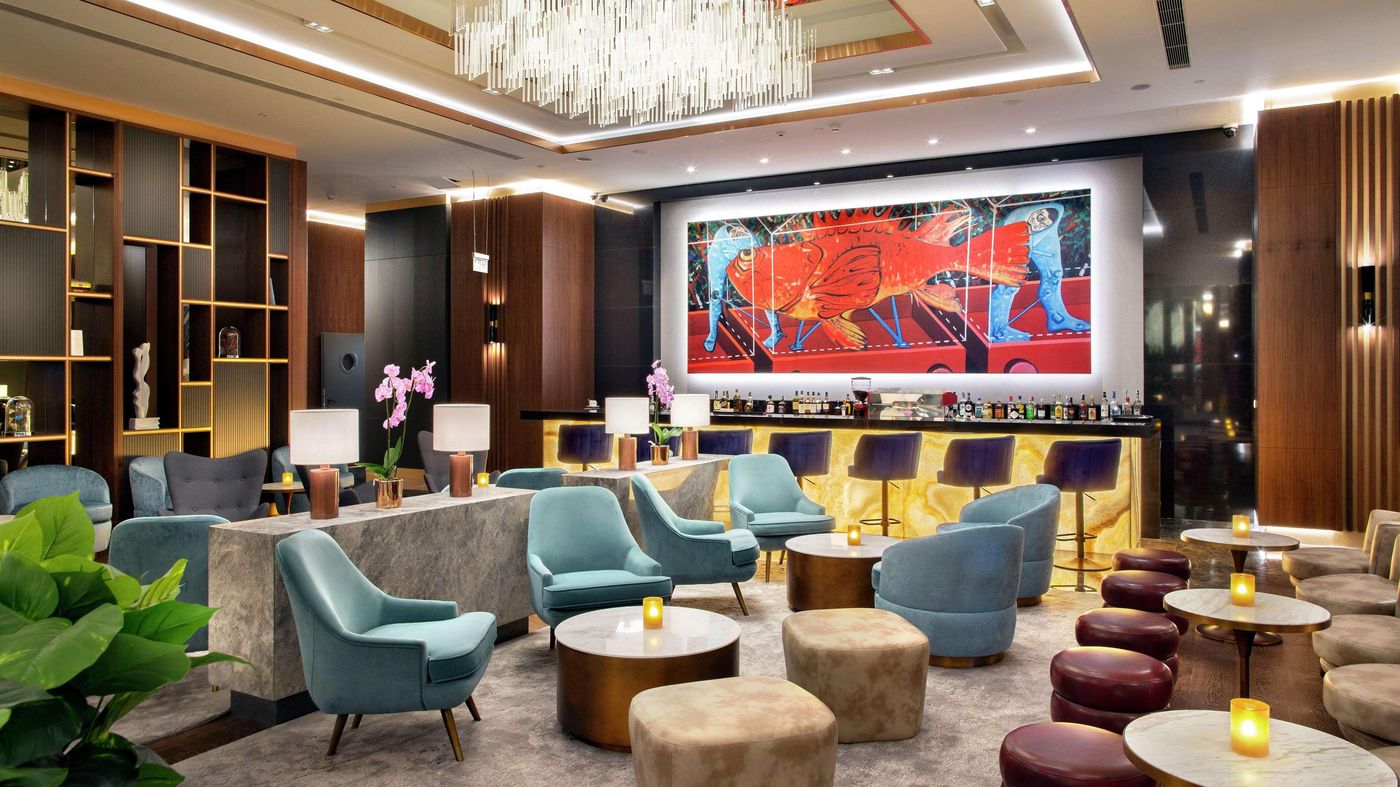 Hilton-Istanbul-Maslak-Lobby-14