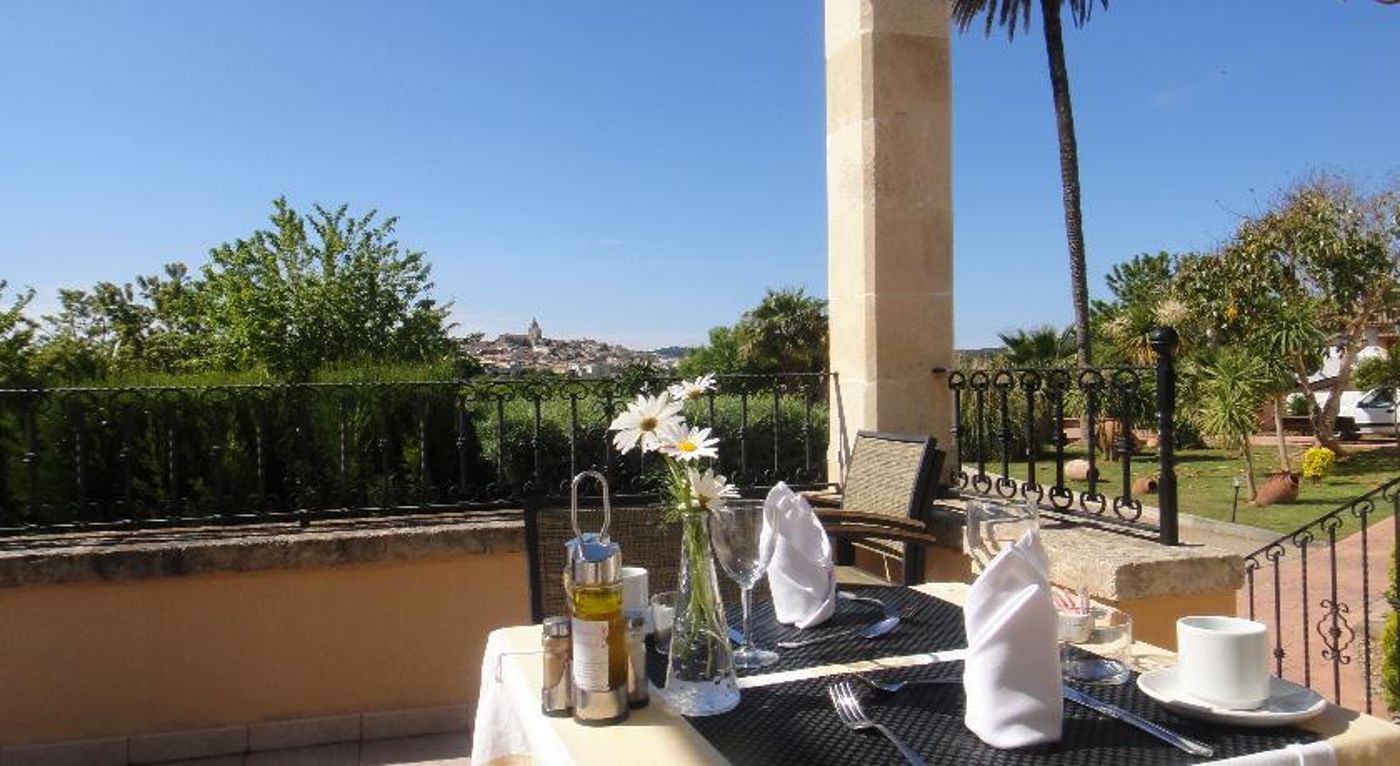 Hotel Rural Son Manera