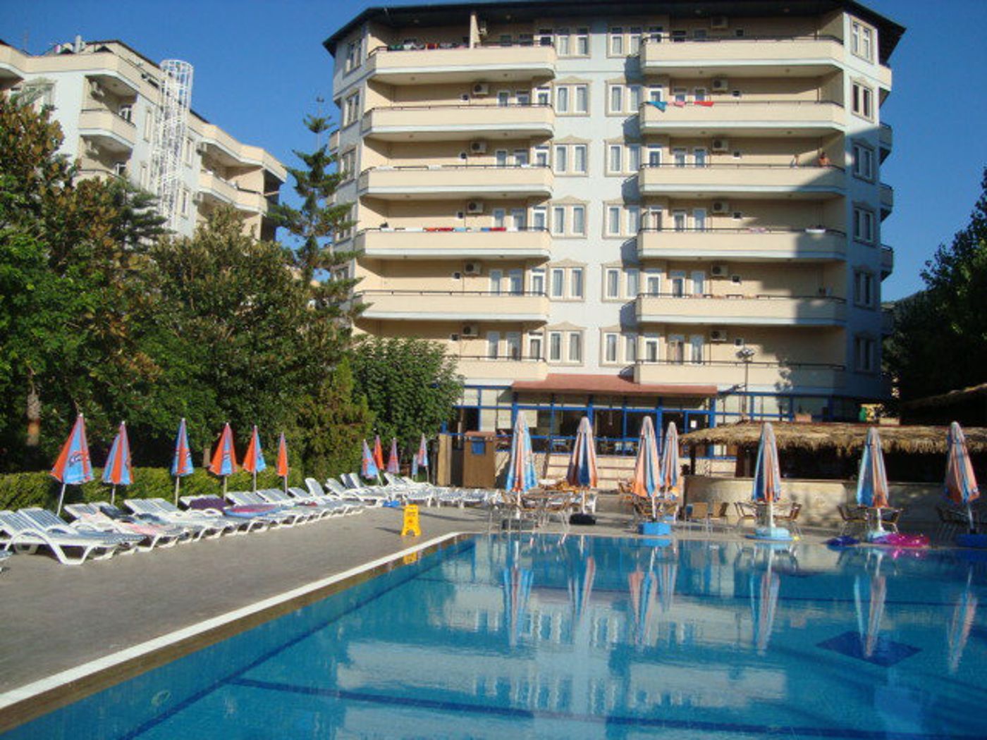 Elysee Garden Family Hotel