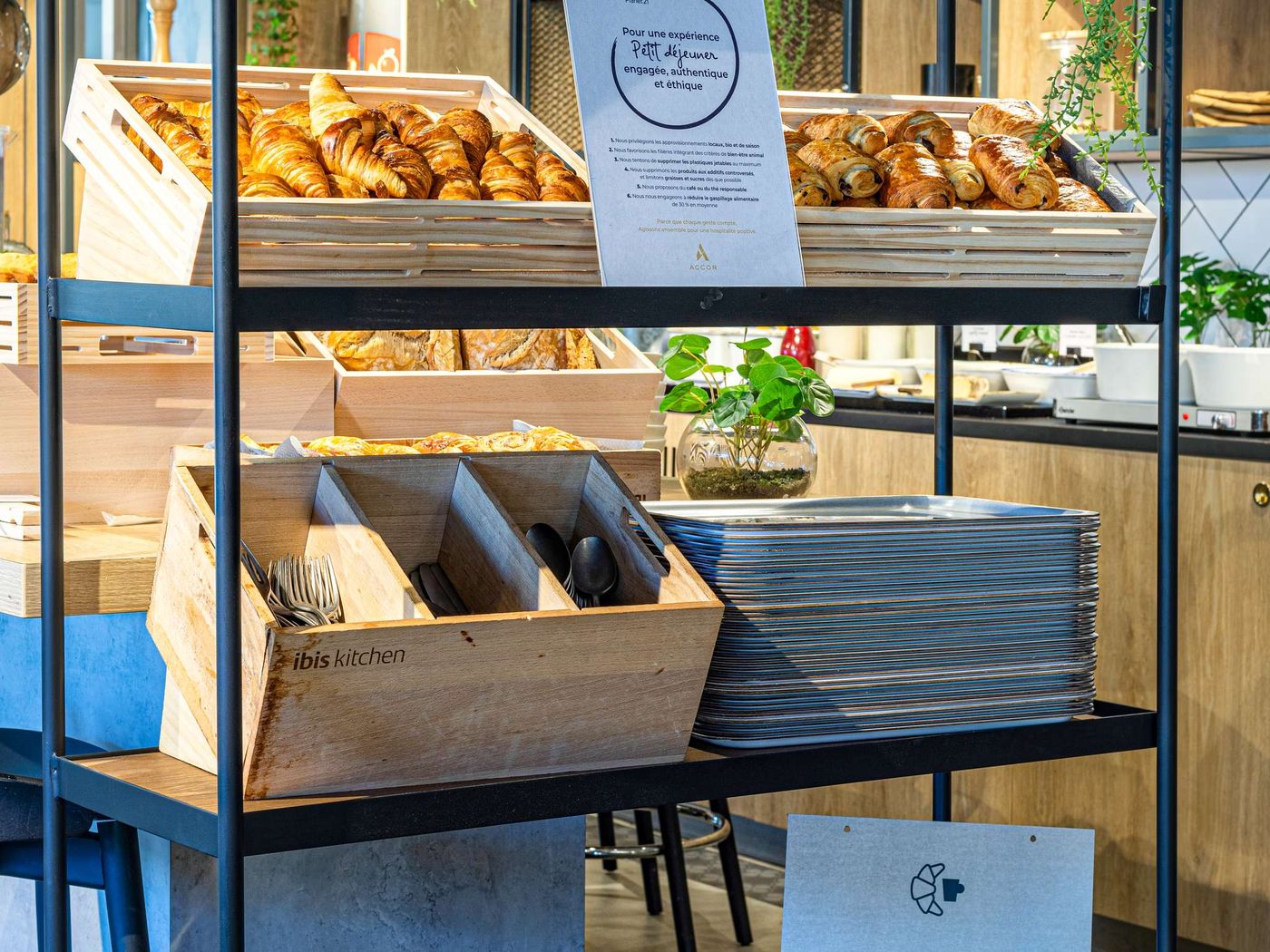 Kyriad-Paris-Nord-Porte-de-Saint-Ouen-Restaurant-14