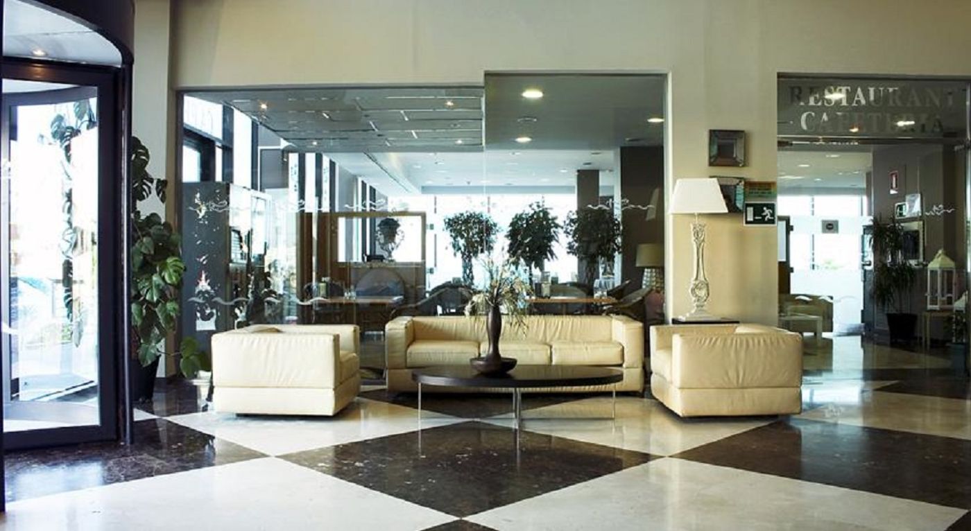 Hotel-Flamingo-Lobby-24