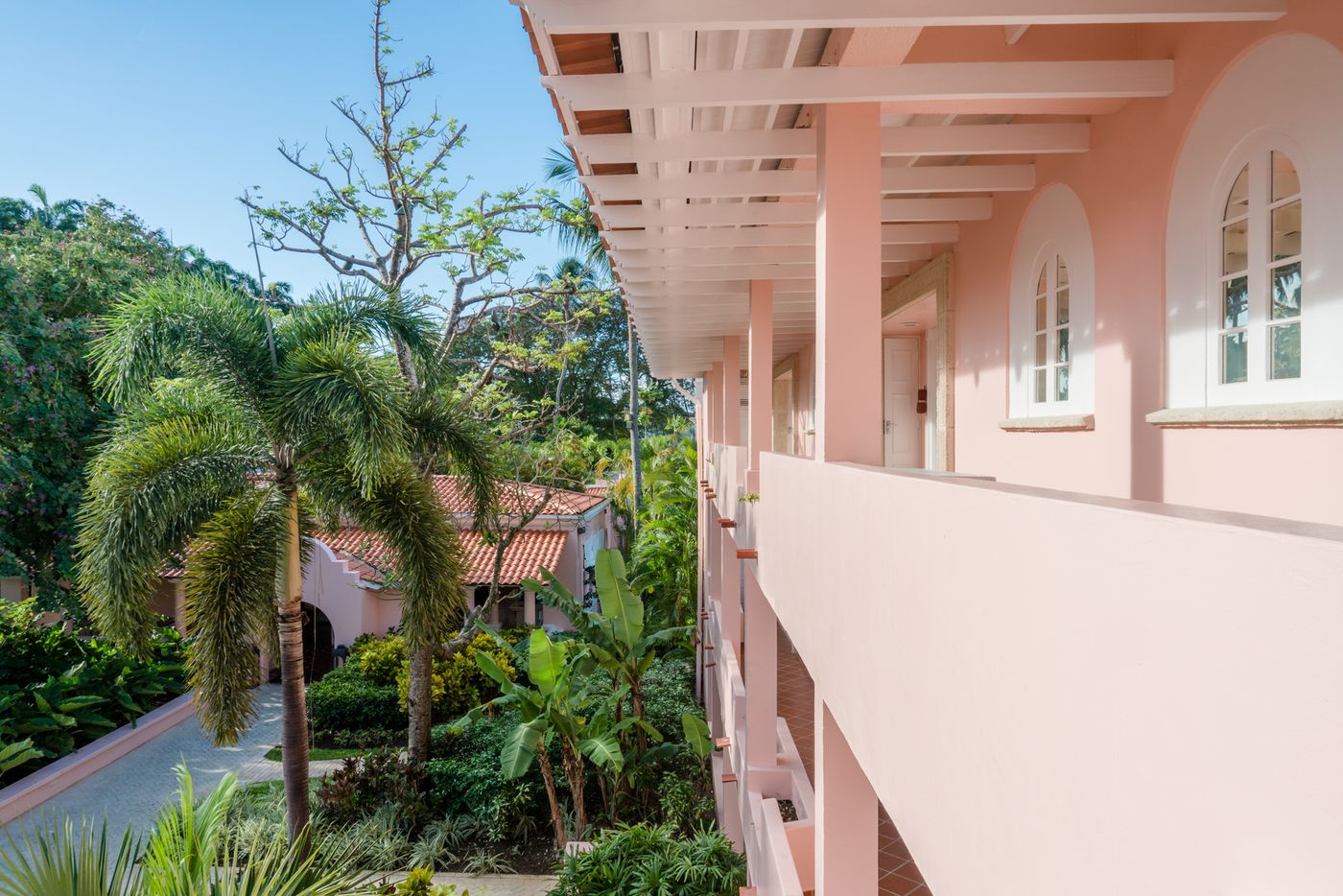 The-Fairmont-Royal-Pavilion-General-view-7