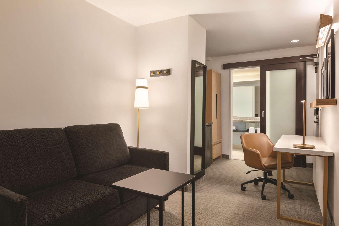 DoubleTree-by-Hilton-New-York-Midtown-Fifth-Avenue-Room-20