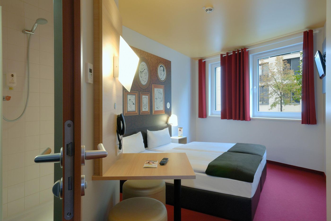 B-B-Hotel-Bonn-Room-9