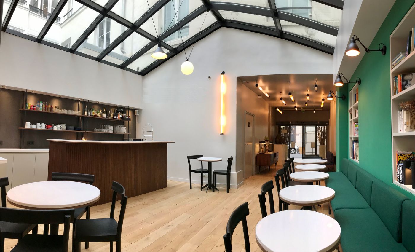 Hotel-Le-Basile-Lobby-8