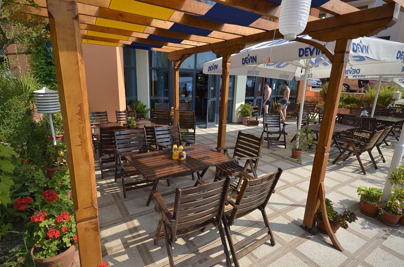 Evridika-Restaurant-8