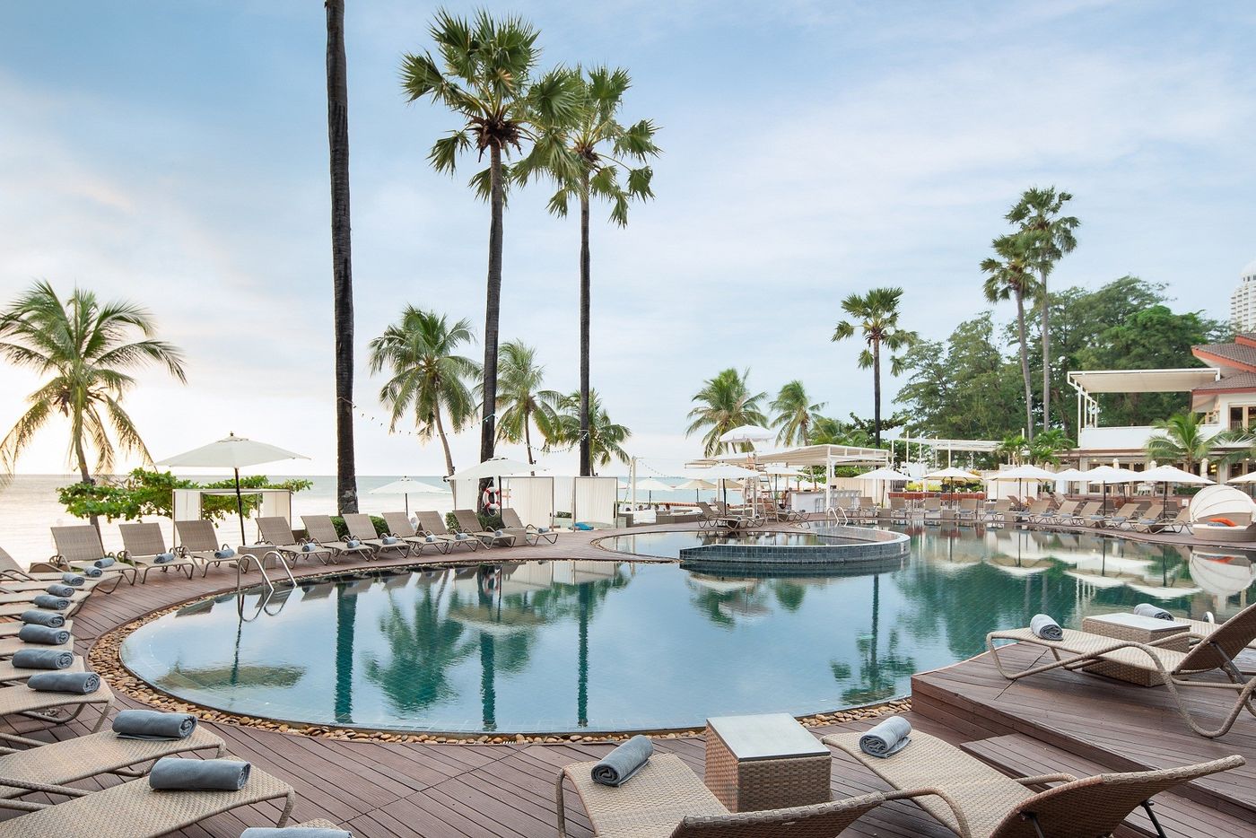 Pullman Pattaya Hotel G