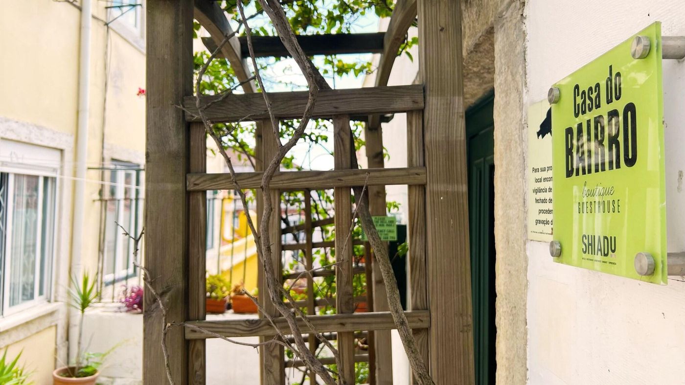 Casa-Do-Bairro-Bed---Breakfast-General-view-10