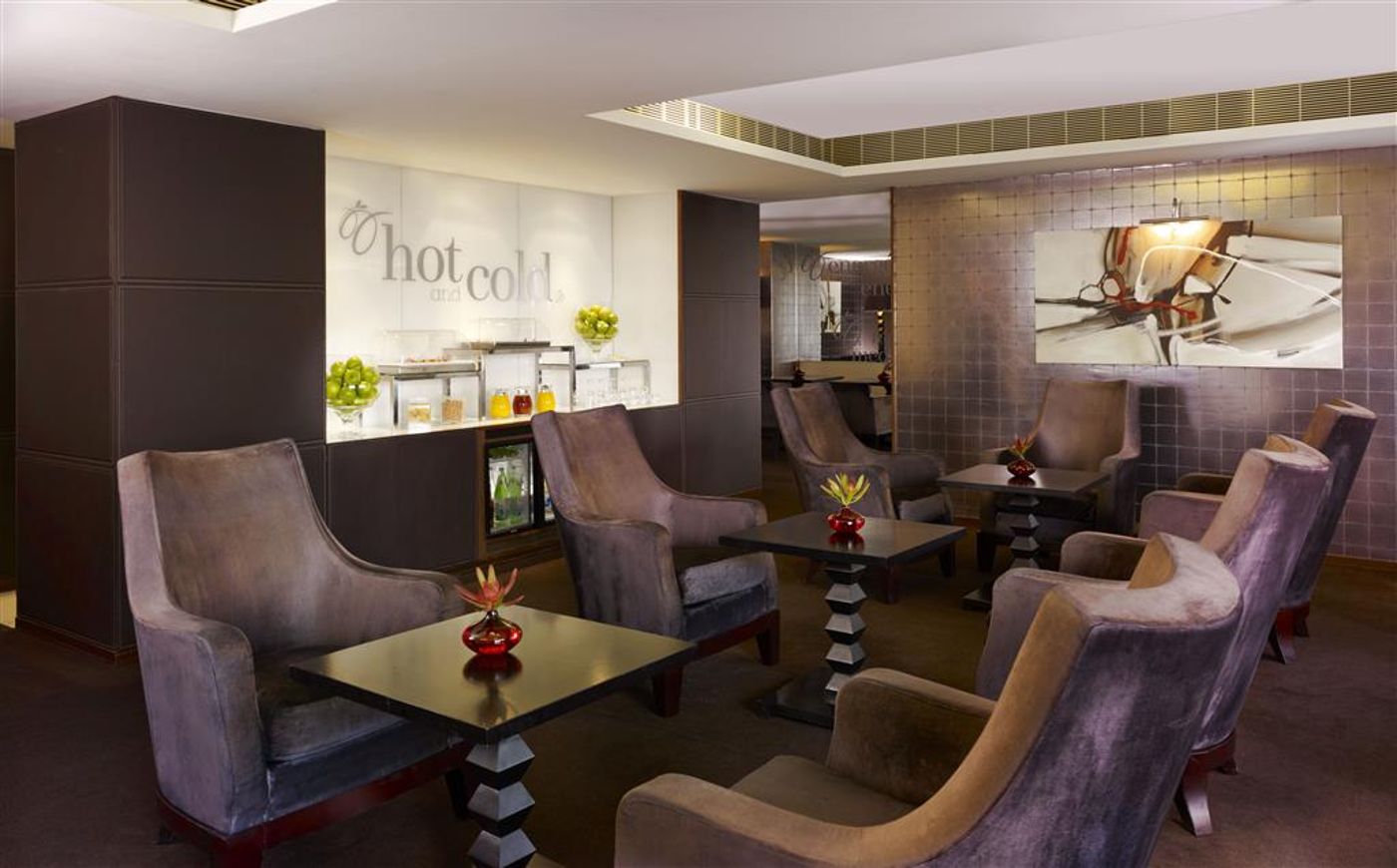 Sheraton-Lisboa-Hotel---Spa-Bar-19