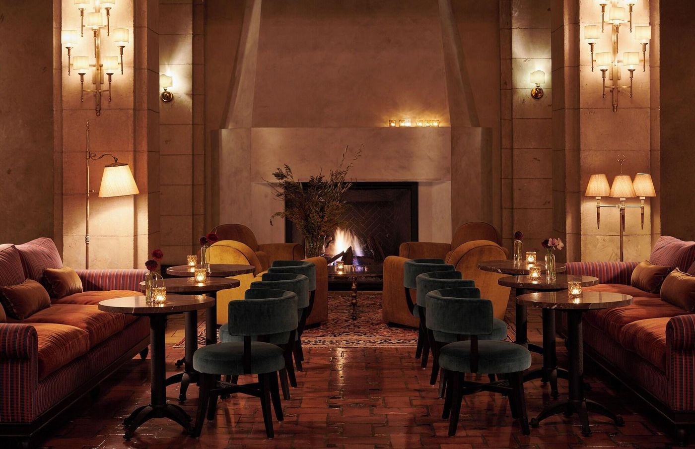 Hollywood-Roosevelt-Lobby-19