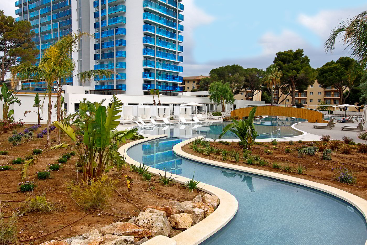 BG Tonga Tower Design Hotel & Suites