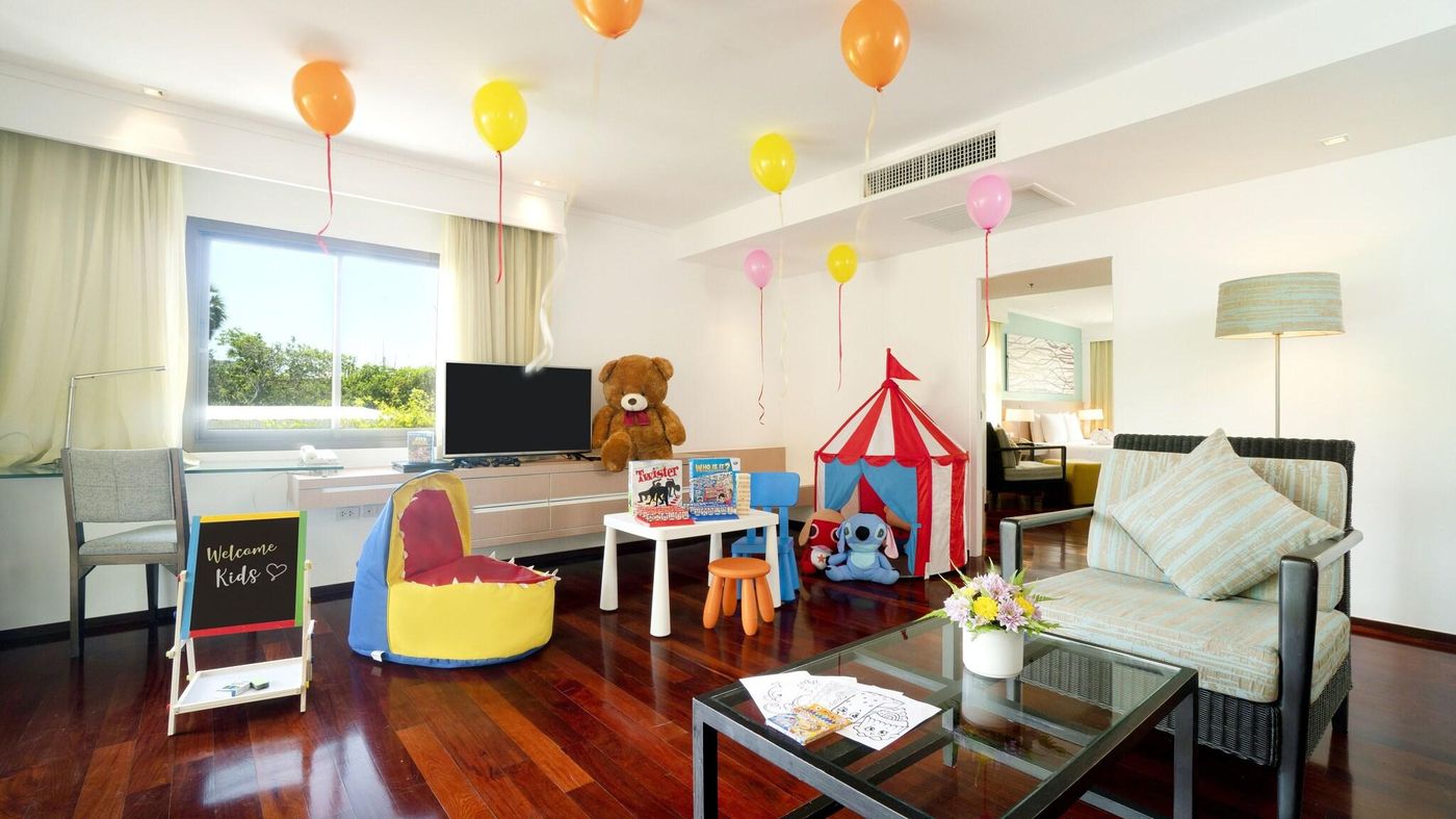 Swissotel-Resort-Phuket-Kamala-Beach-Room-65