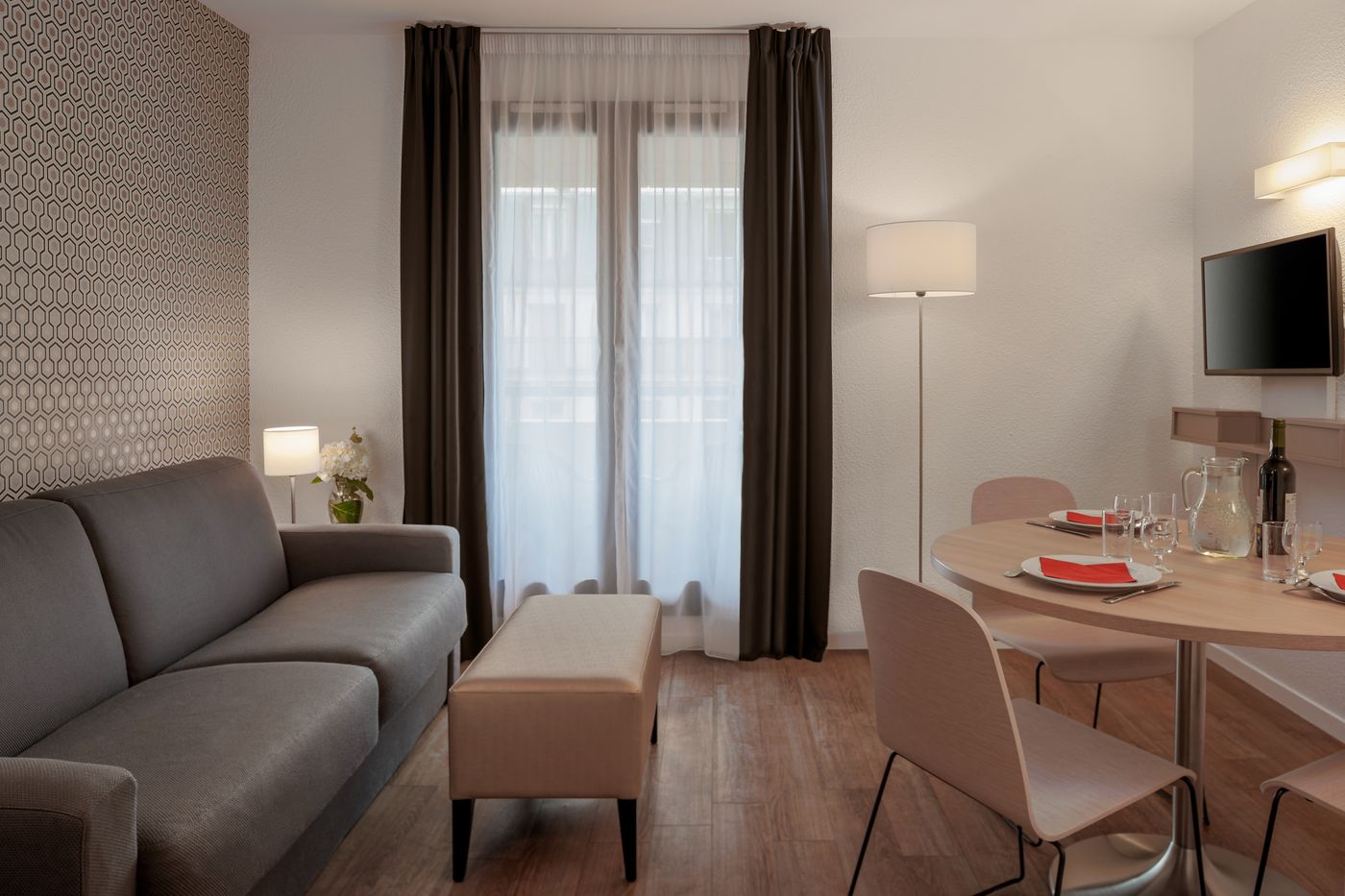 Citadines-Bastille-Gare-de-Lyon-Paris-Room-17