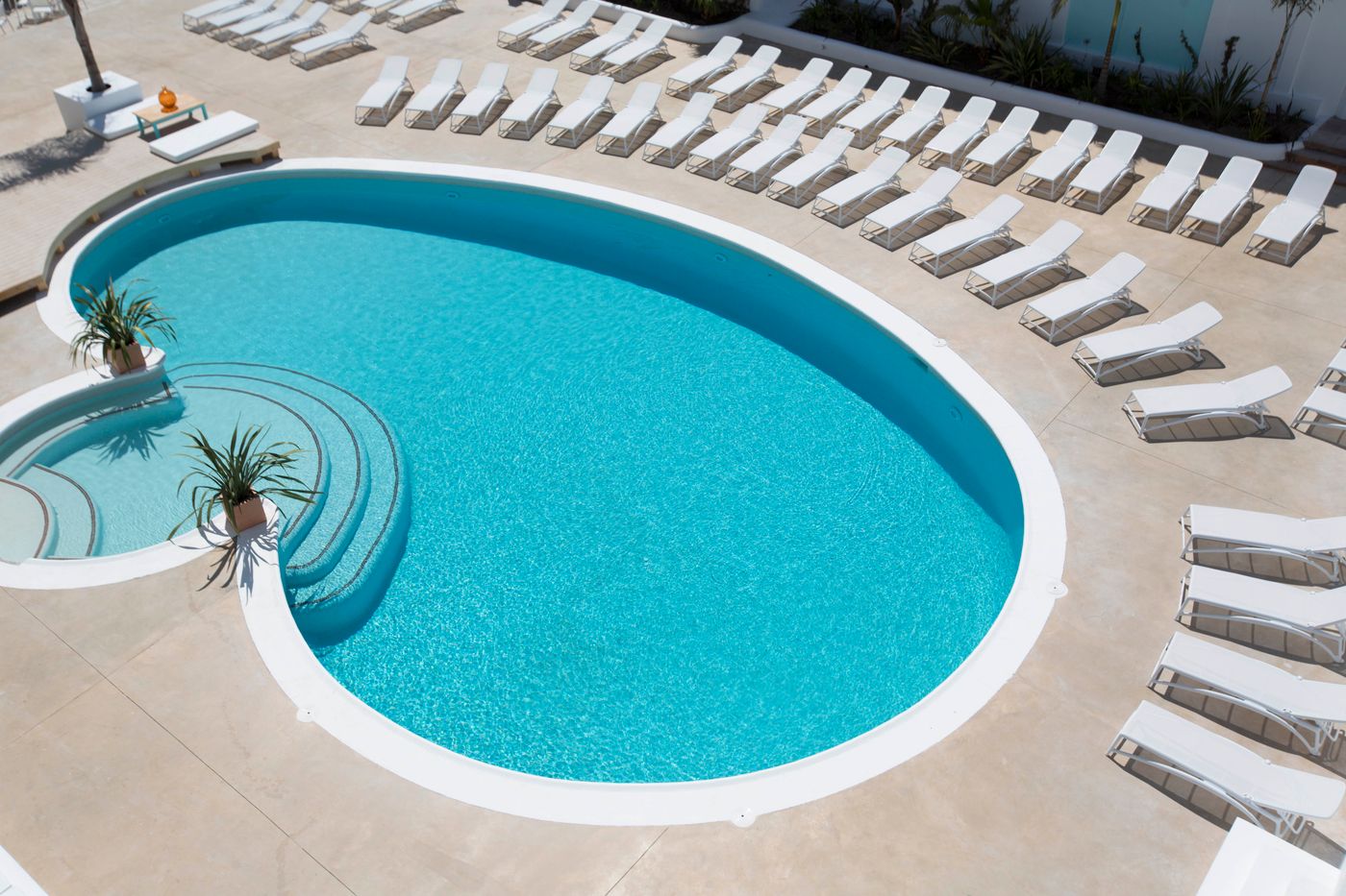 The-Beach-Star-Ibiza-Pool-8