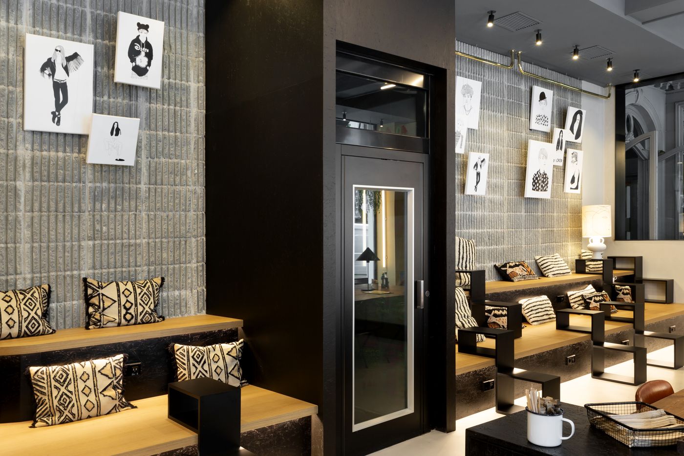 Petit-Palace-Chueca-Lobby-9