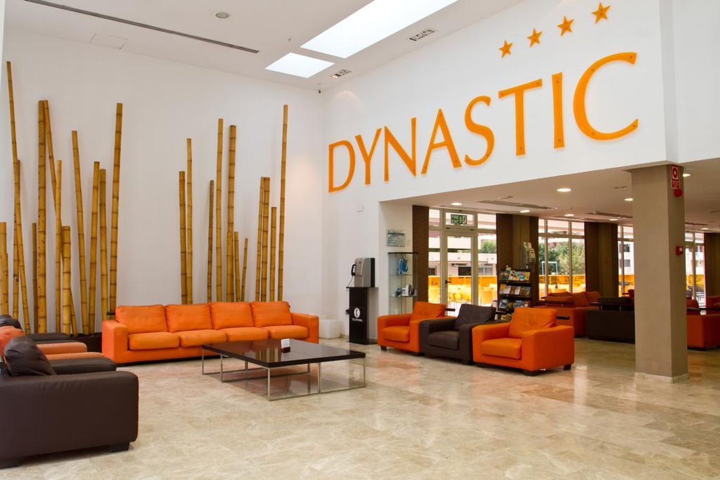 Dynastic-Hotel-Lobby-39