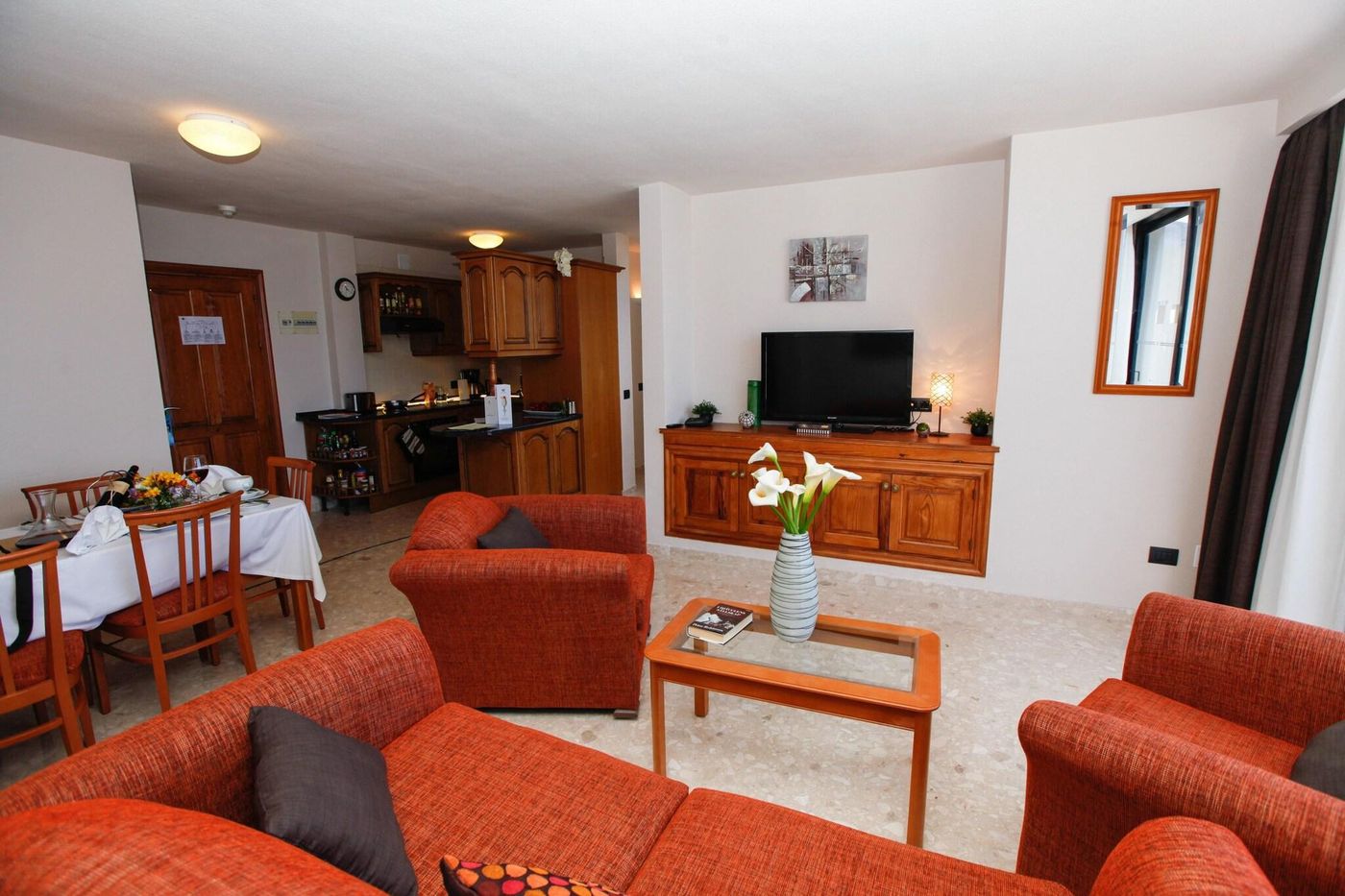 Royal-Sun-Resort-Room-31