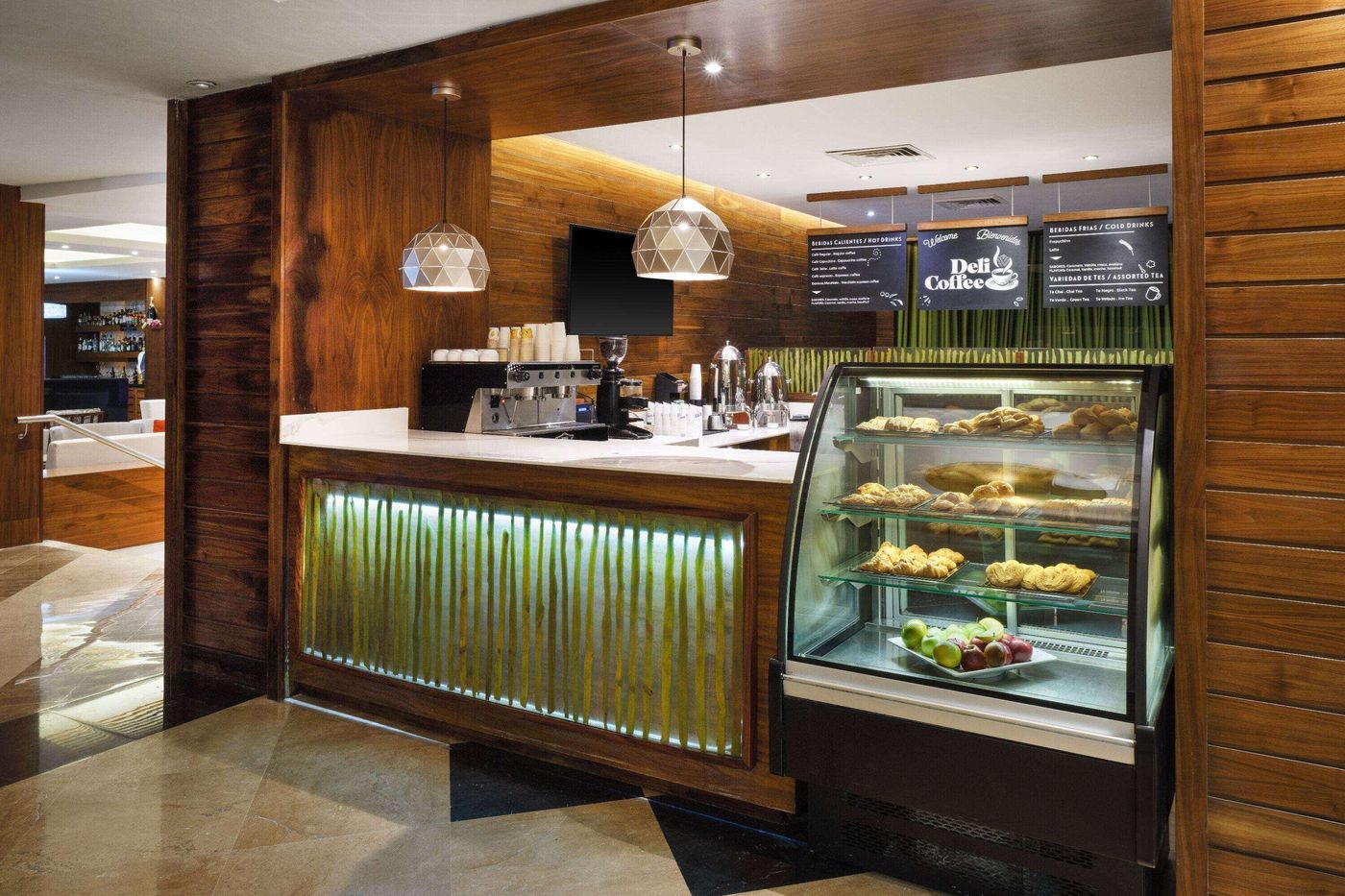 Wyndham-Grand-Cancun-All-Inclusive-Resort---Villas-Lobby-55