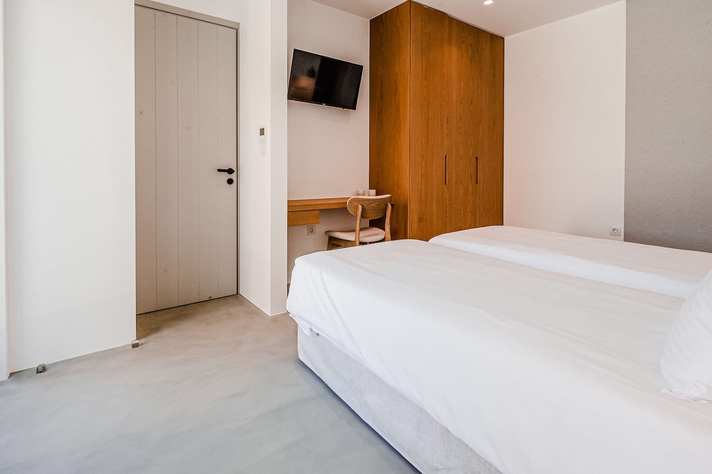 Amarelo-Suites-Room-13