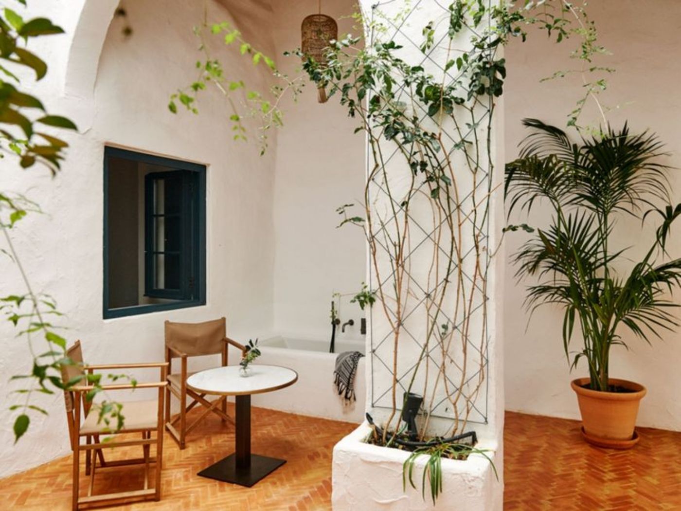 Can-Faustino-Room-55