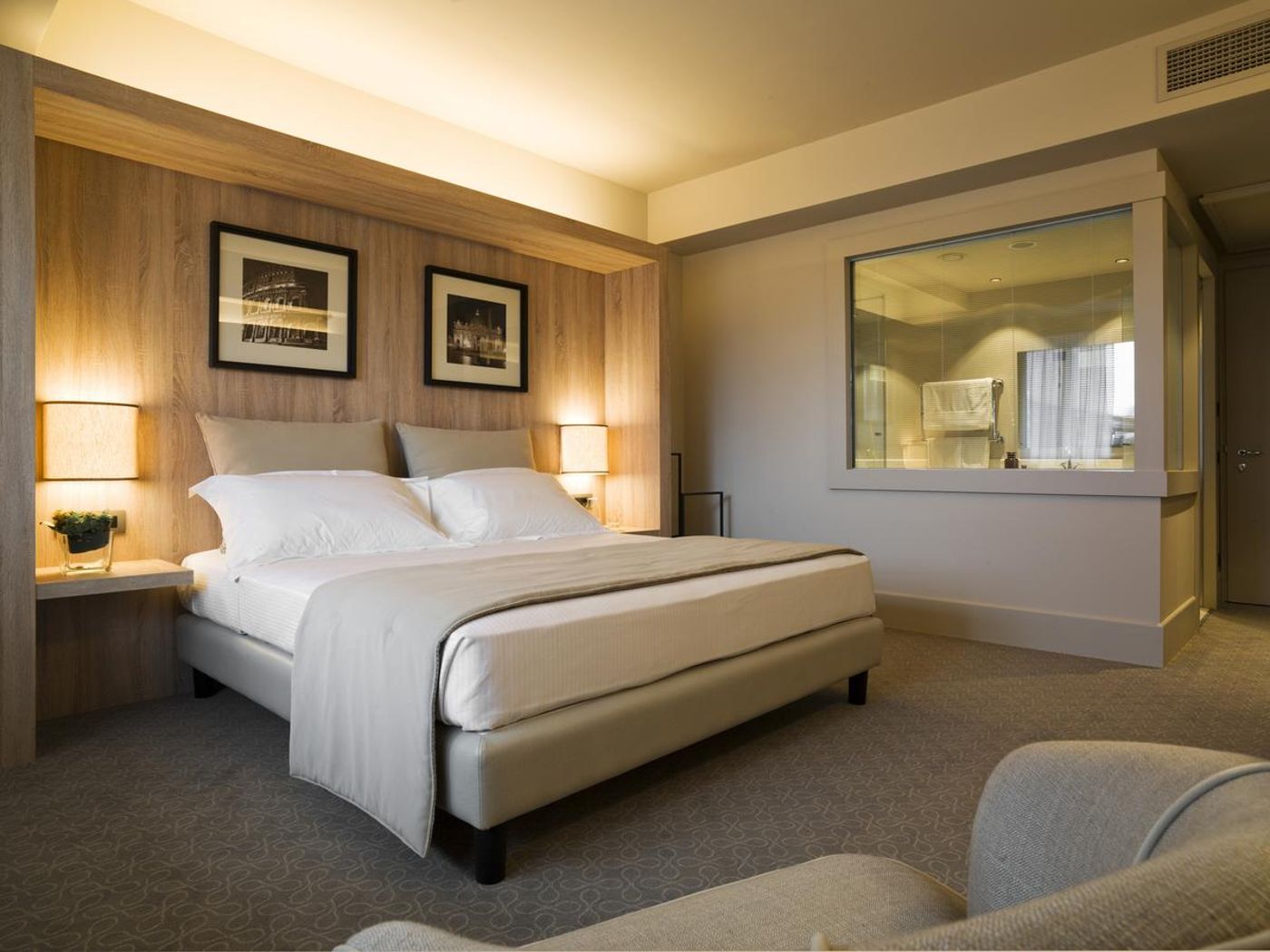 A-Roma-Lifestyle-Hotel-Room-14