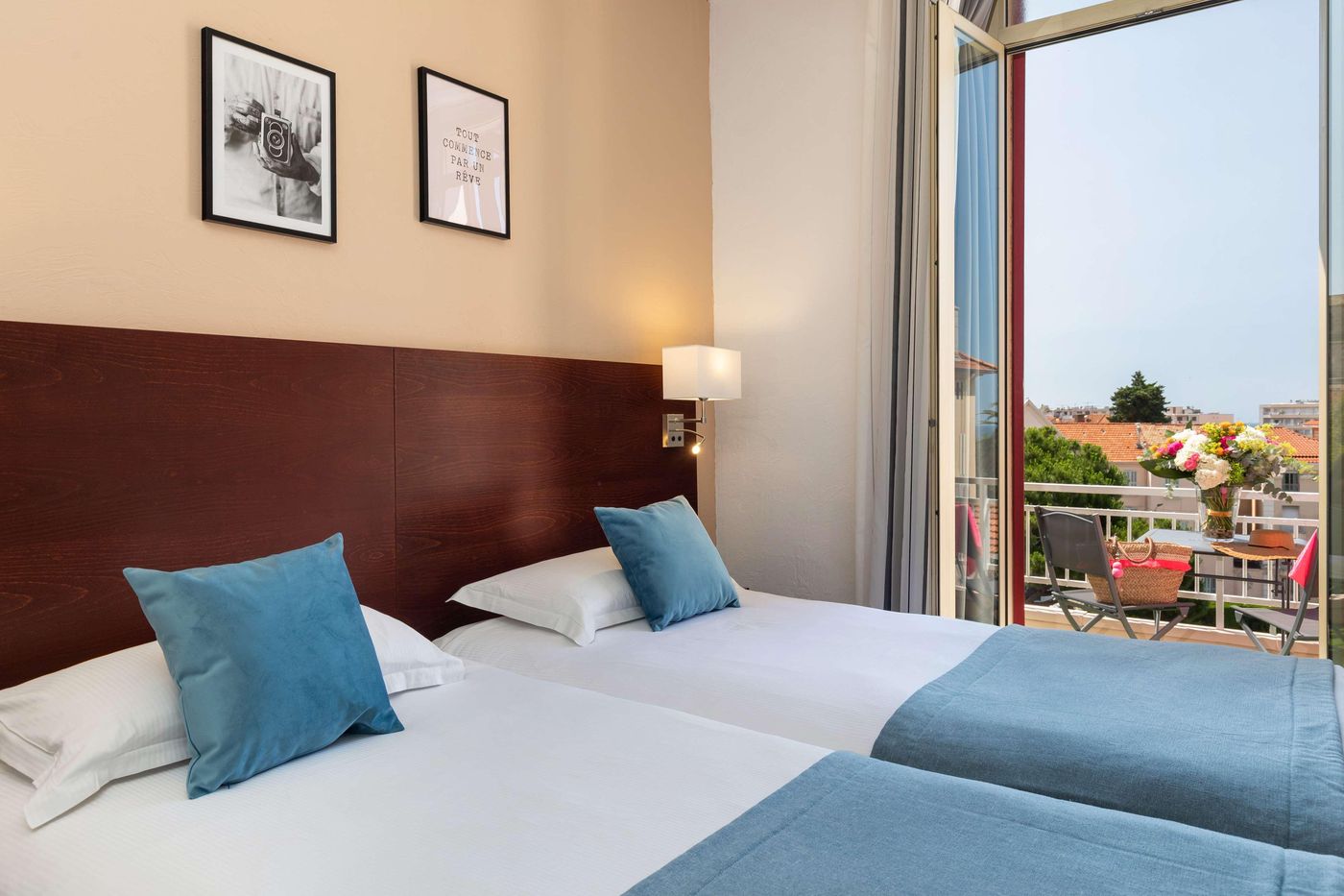 Hotel-Des-Orangers-Room-36