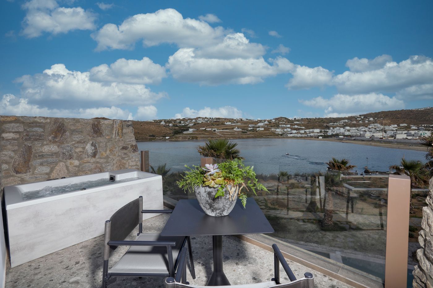 Aeonic-Suites---Spa-Room-77