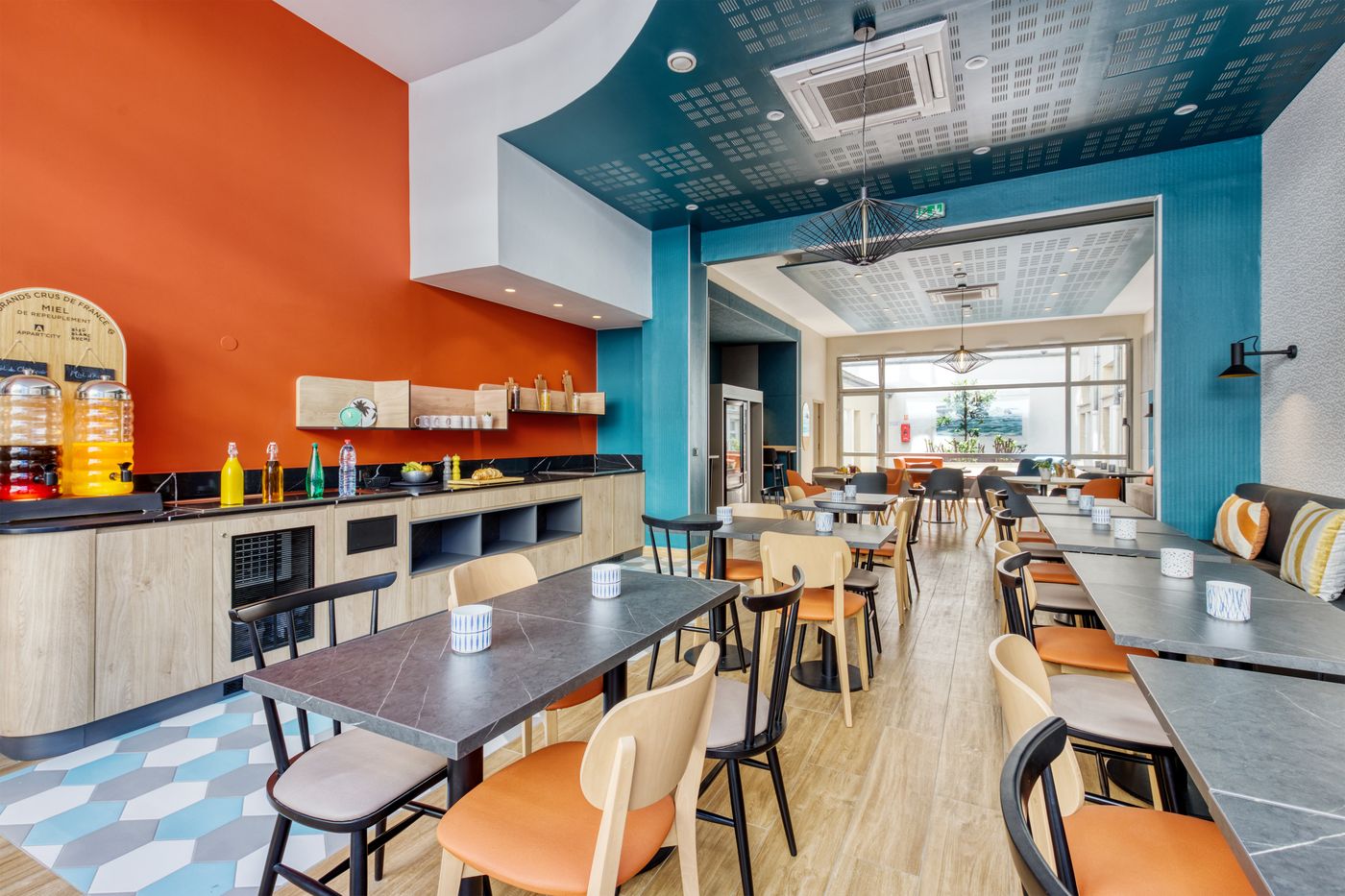 Appart-City-Confort-Paris-Clichy-Mairie-Restaurant-9