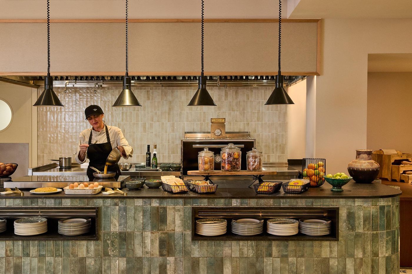 Los-Monteros-Restaurant-58