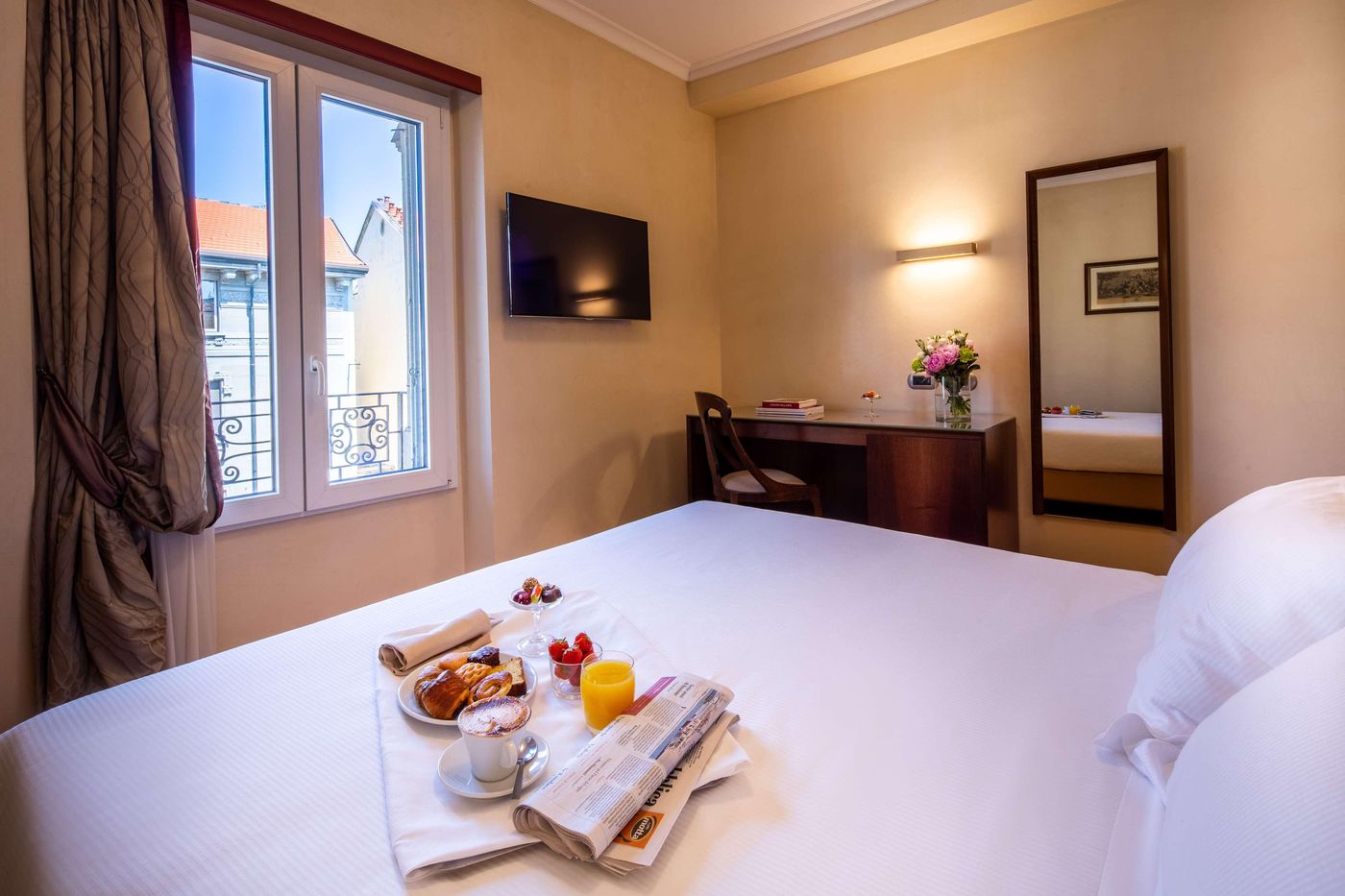 Best-Western-Plus-Hotel-Galles-Room-49