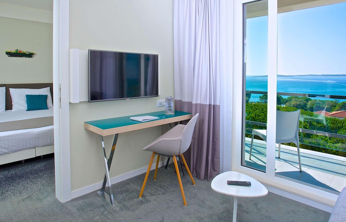 Park-Plaza-Belvedere-Room-33