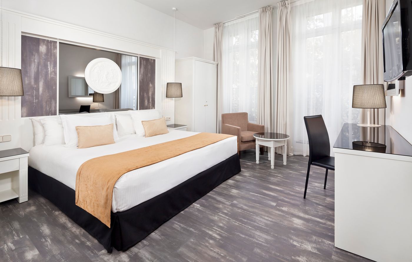 Hotel-Paris-Opera--managed-by-Meli-----Room-5