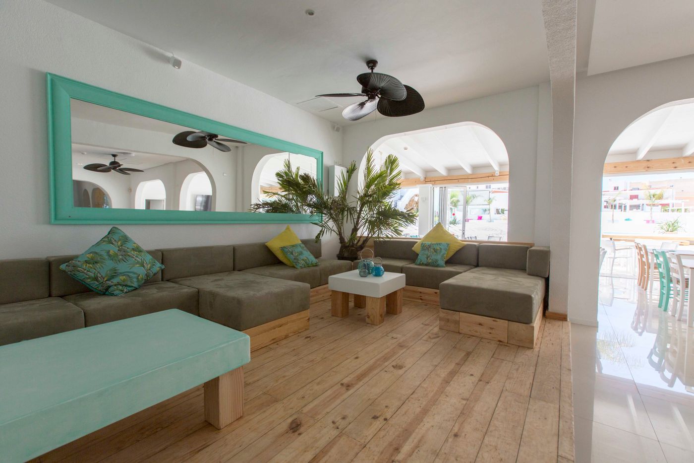 The-Beach-Star-Ibiza-Lobby-53