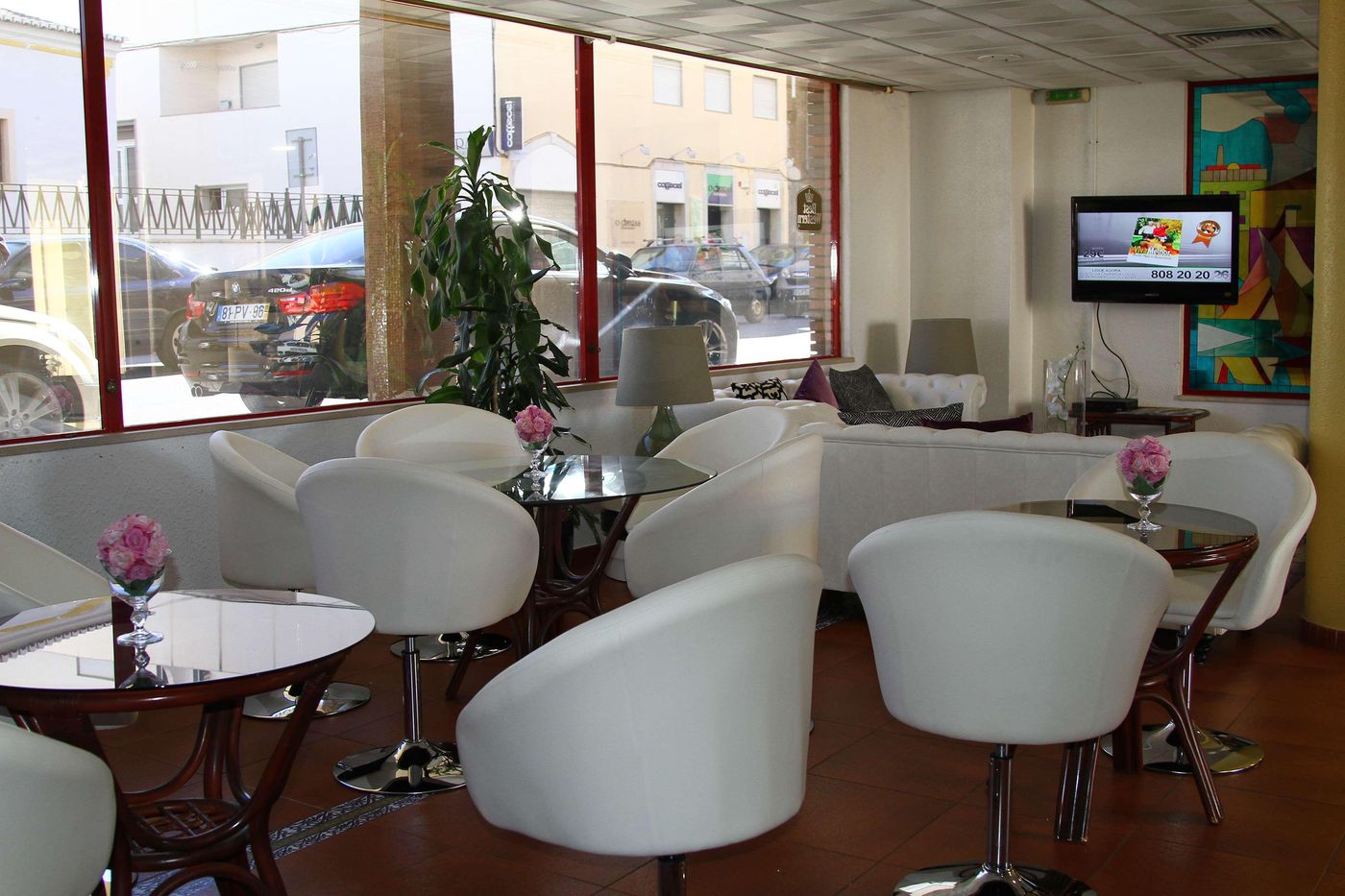 Best-Western-Dom-Bernardo-Lobby-34