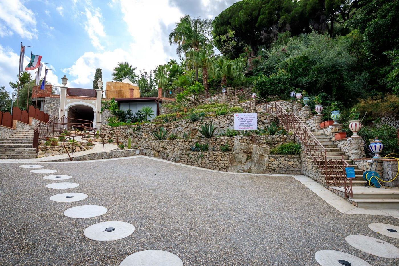 Hotel-Ariston---Palazzo-Caterina-General-view-16